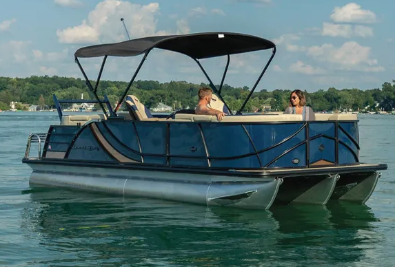 What You Need to Know Before Renting a Boat 